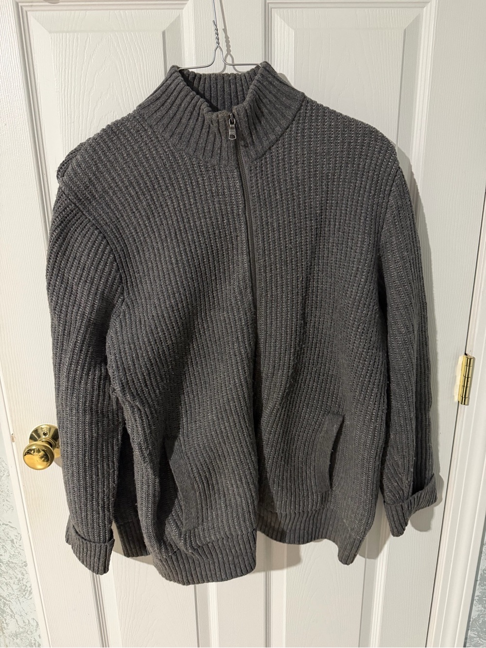 Classic Ribbed Full-Zip Sweater- Gray
